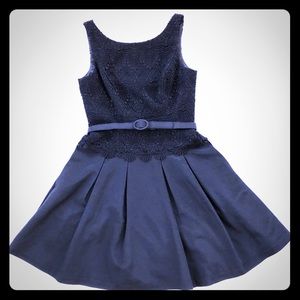 WHBM Cocktail Dress WITH POCKETS!